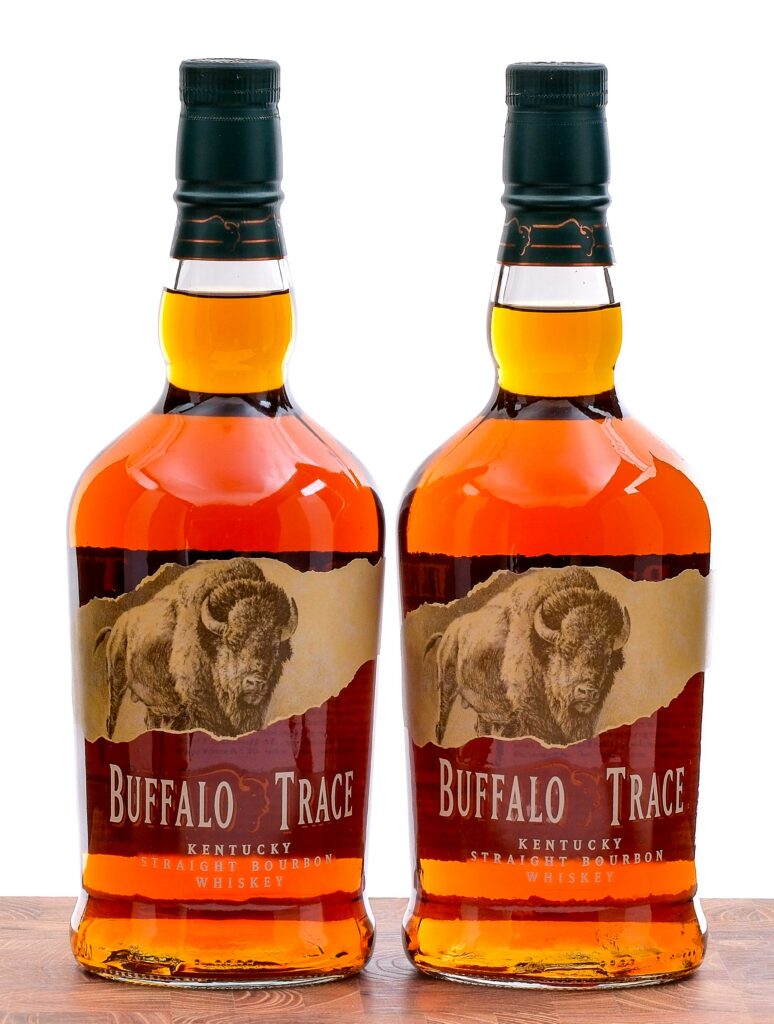 Buffalo Trace Kentucky Straight bourbon Group 2021/22 (2 bottles)