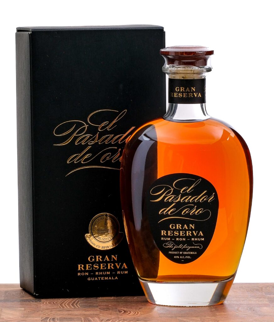 El Pasador de oro Gran Reserva Rum