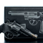 Goodnoff Colt Revolver Premium Vodka Decanter (photo 2)