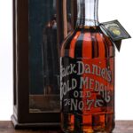 Jack Daniel's 1904 Gold Medal Bottle Whiskey 2004 1.75 Liter (photo 2)