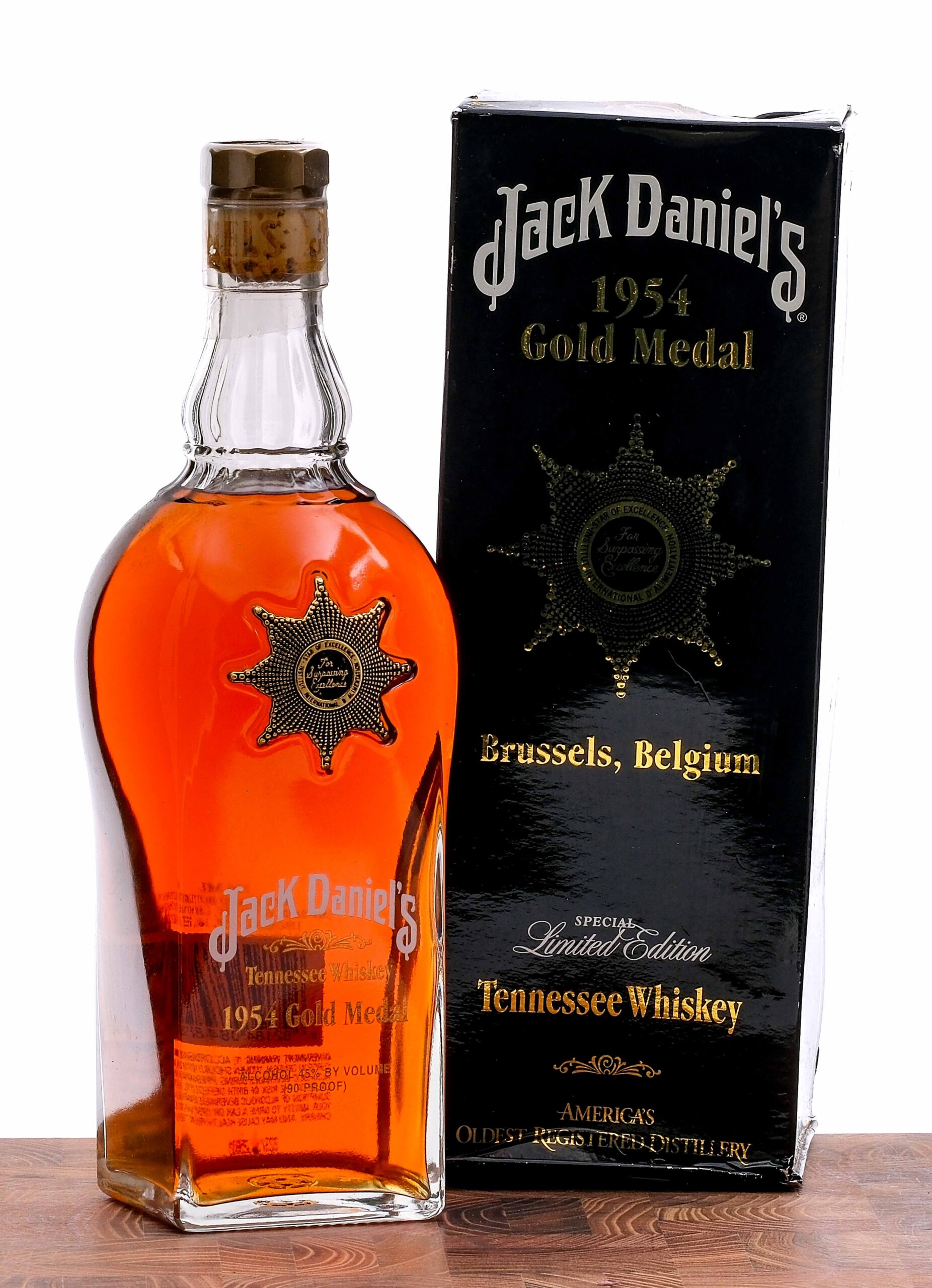 Jack Daniel's 1954 Gold Medal Commemorative TN Whiskey 2005