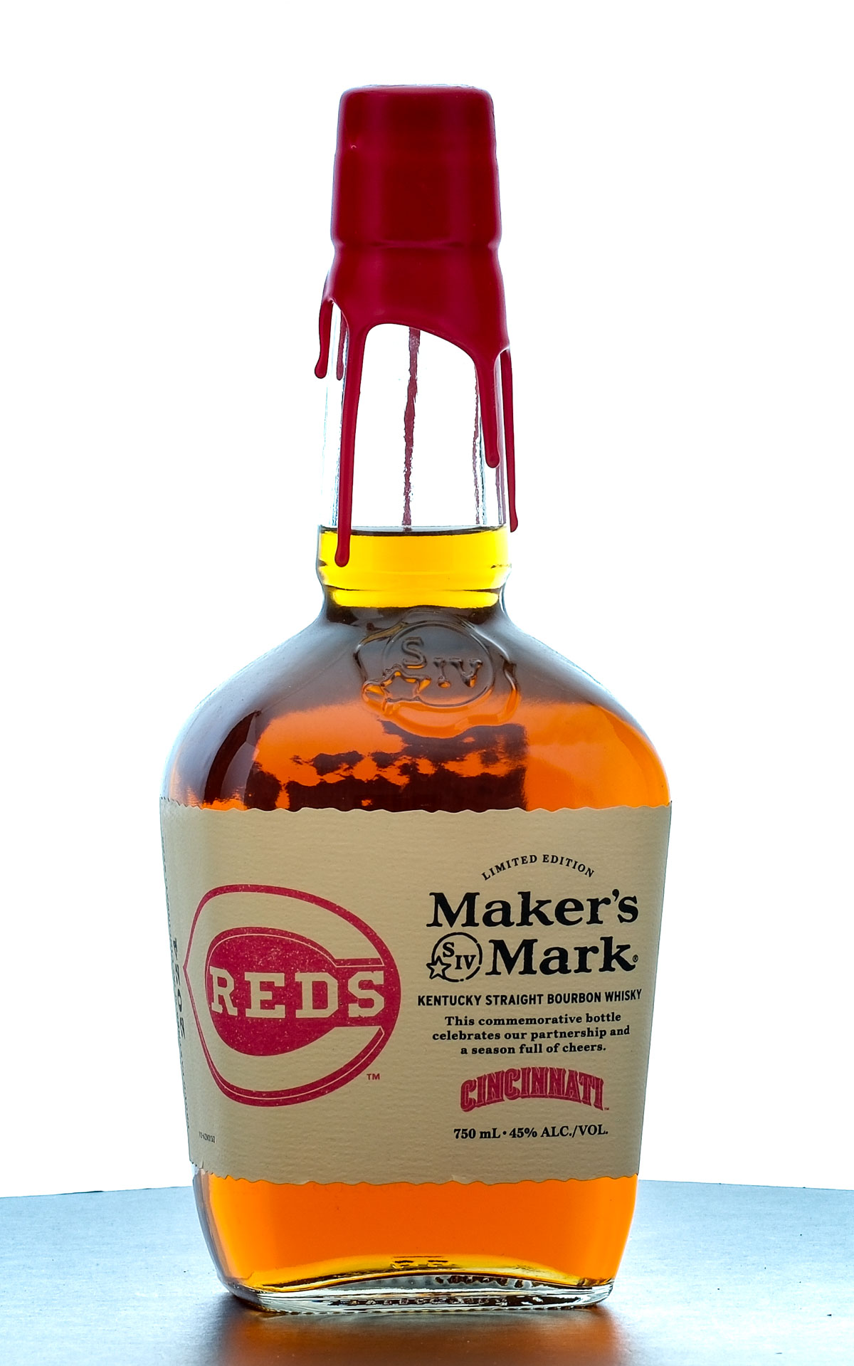 Maker's Mark Cincinnati Reds Limited Edition Bourbon 2024