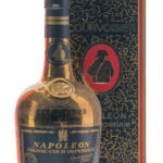 Martell Medaillon VSOP/Courvoisier Cognacs (photo 2)