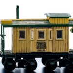 Beam 100 Months Bourbon Jersey & Western Railway Caboose Decanter 1984 (photo 2)