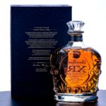 Crown Royal XR Extra Rare Blended Canadian Whisky (photo 3)