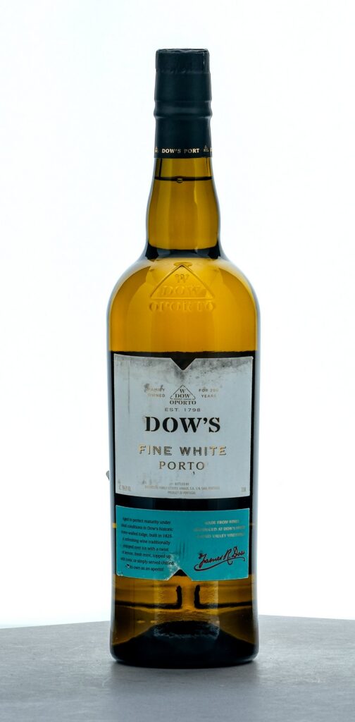 Dow's Fine White Porto