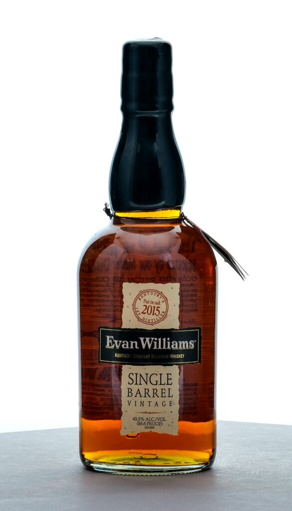 Evan Williams Single Barrel Vintage Straight Bourbon 2024