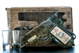 Hijos de Villa Tequila Reposado Pistol Decanter Gift Set (200ML)