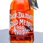 Jack Daniel's 1904 Gold Medal Bottle Whiskey 2004 1.75 Liter (photo 3)