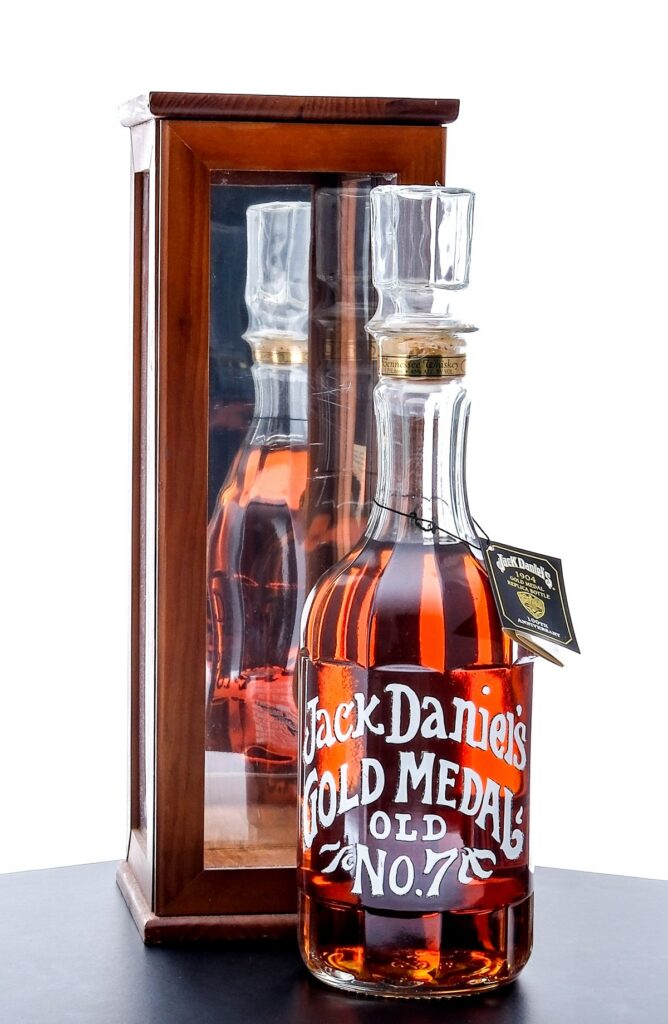 Jack Daniel's 1904 Gold Medal Bottle Whiskey 2004 1.75 Liter