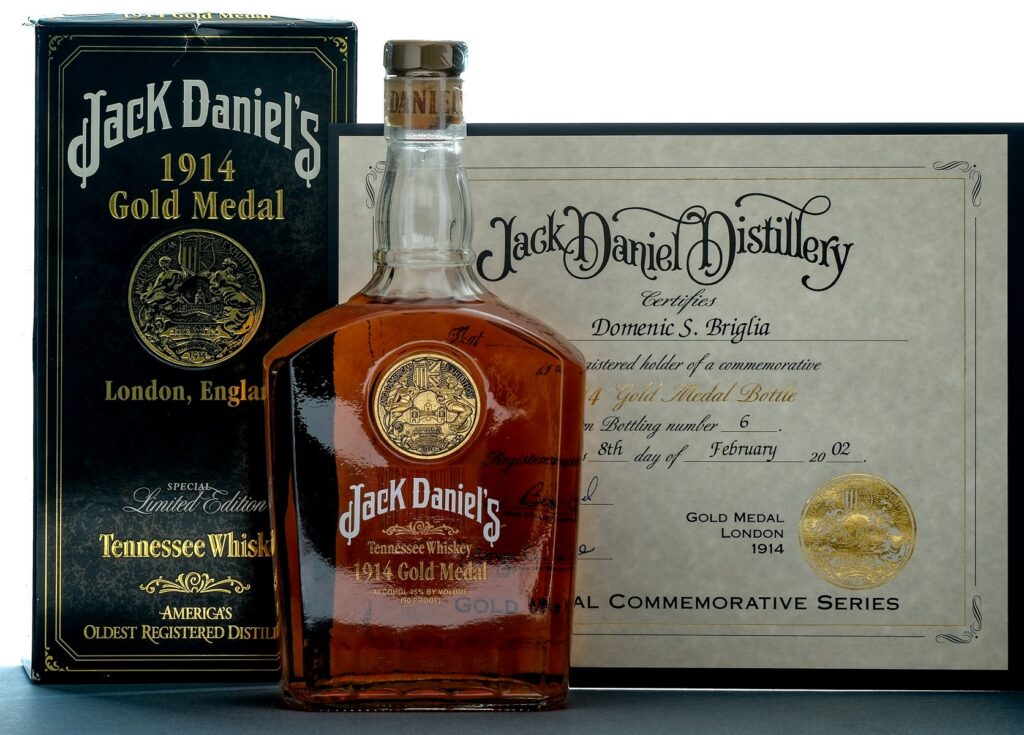 Jack Daniel's "1914 London, England" Gold Medal Series Special Limited Edition Tennessee Whiskey Vintage Bottle
