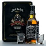 Jack Daniel's Old No. 7 Brand Tennessee Sour Mash Whiskey Gift Set