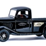 Jim Beam Vintage Dusty Bourbon: Beam's Pickup Truck Decanter (photo 2)