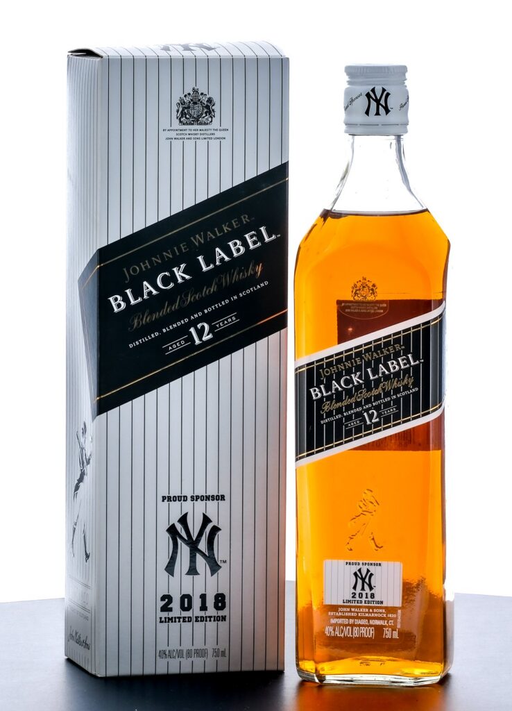 Johnnie Walker Black Label 12 Year Blended Scotch New York Yankees Limited Edition 2018