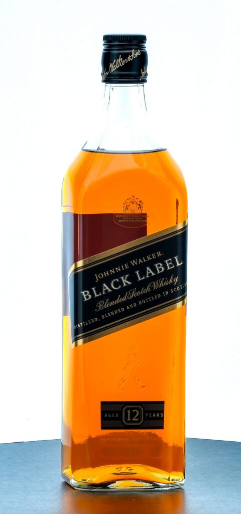 Johnnie Walker Black Label 12 Year Blended Scotch Whisky 1L