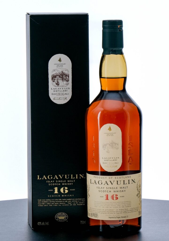 Lagavulin 16 Year Old Islay Single Malt Scotch Whisky