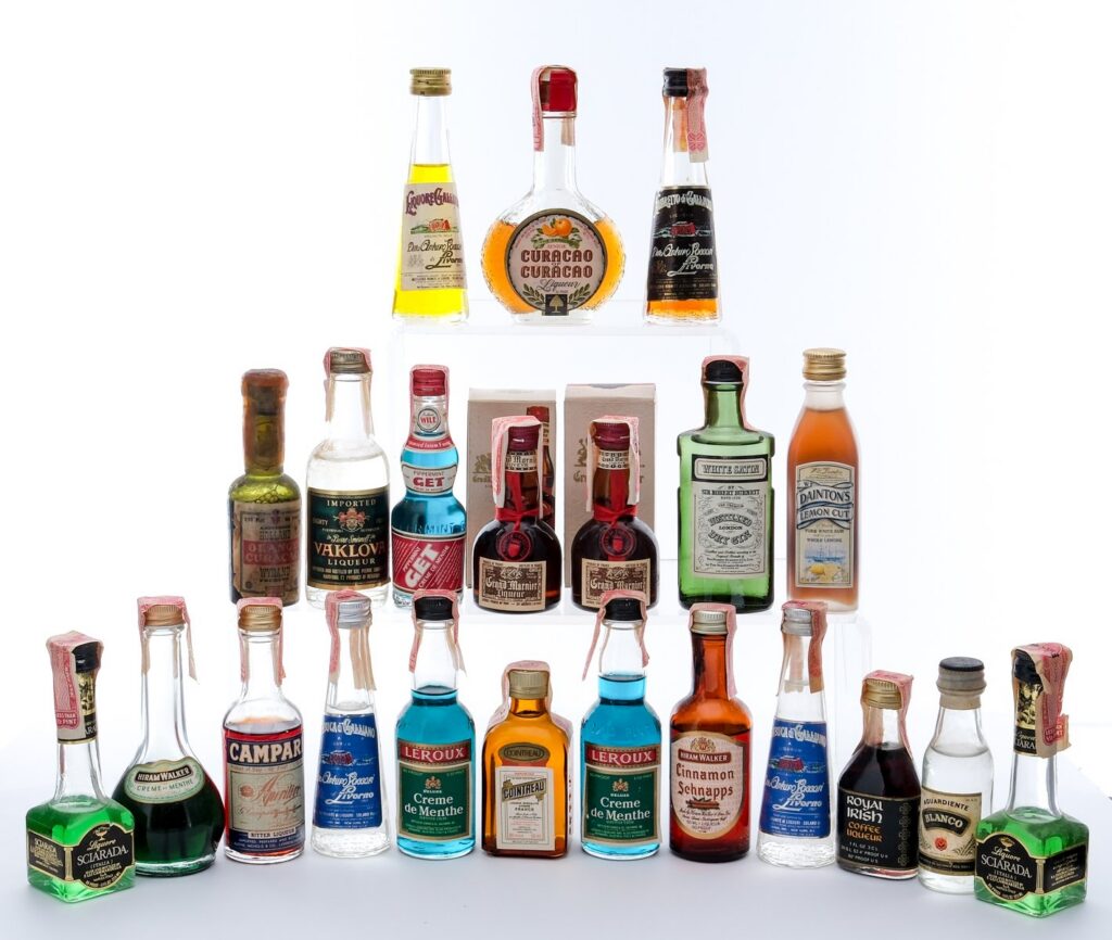 Mixed Spirits Mini Group (22 Bottles)