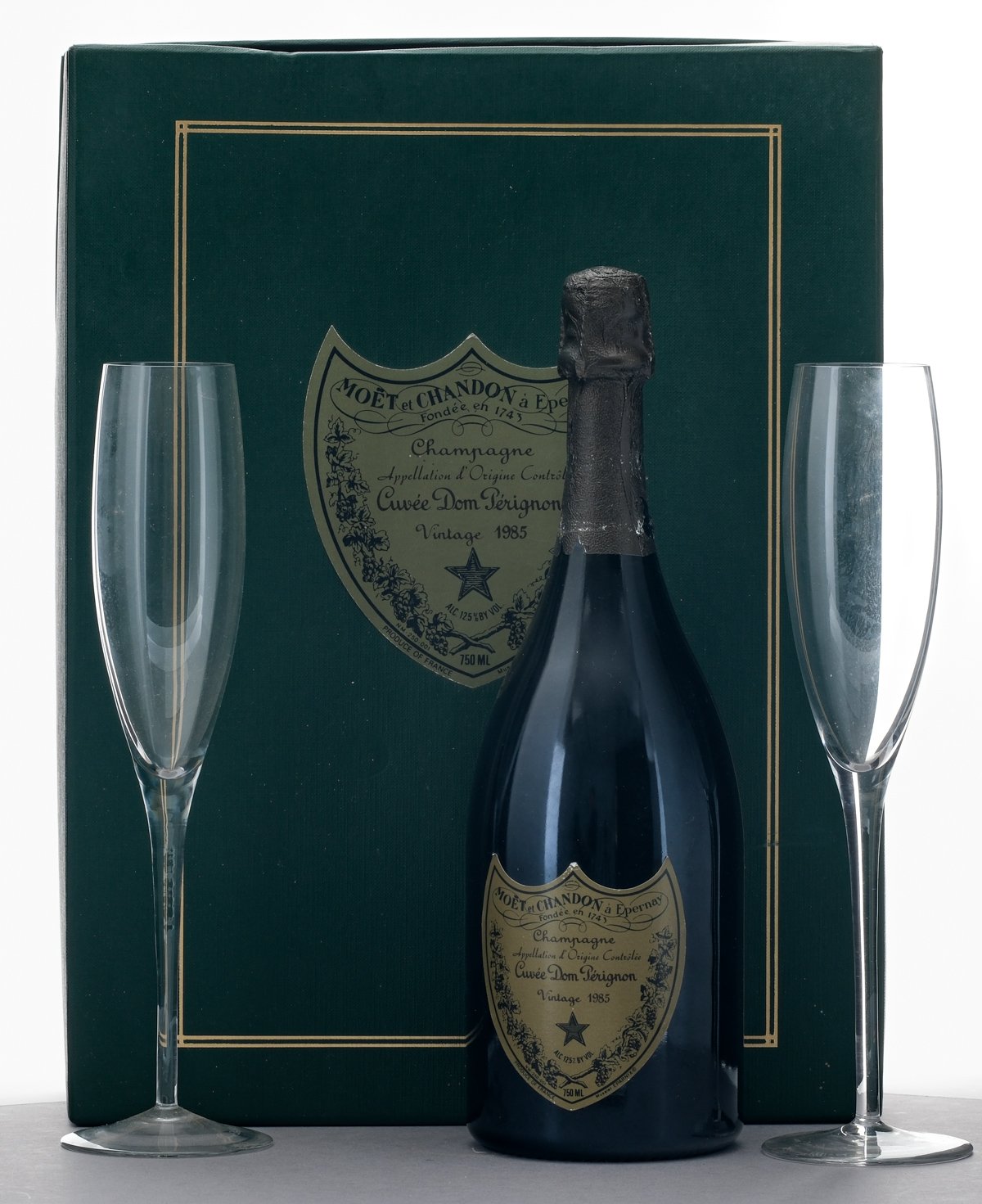 Moët et Chandon Cuvee Dom Perignon Champagne 1985 Gift Set