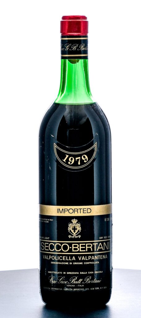 Secco-Bertani Light Dry Red Wine 1979
