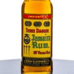 Three Dagger 10 Year Jamaica Rum Vintage Bottle (photo 2)