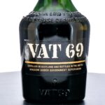 Vat 69 Blended Scotch Whisky Vintage Bottle (photo 3)