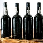 Warre's 1963 Vintage Port Case (12 Bottles) (photo 4)