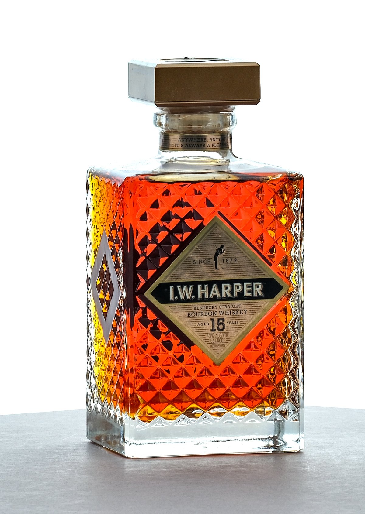 I.W. Harper 15 Year Kentucky Straight Bourbon Whiskey