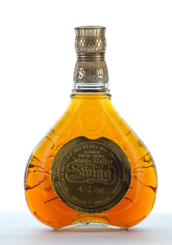 Johnnie Walker Swing Blended Scotch Whisky 43% vol 75cl