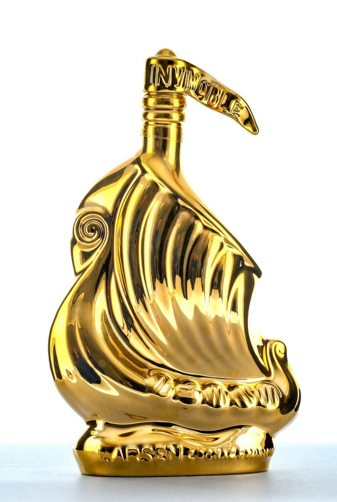 Larsen Viking Ship Cognac Invincible