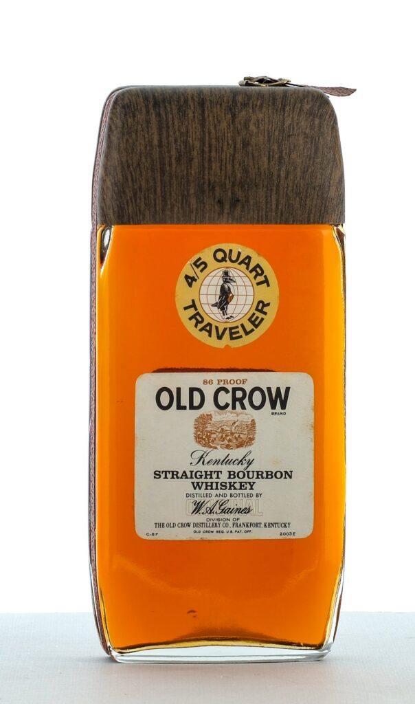 Old Crow 4/5 Quart Traveler Kentucky Straight Bourbon Whiskey 86 Proof