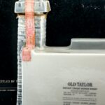 Old Taylor Kentucky Straight Bourbon Whiskey 4 Year Old One Quart (photo 2)