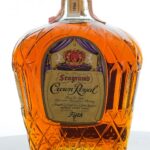 Seagram's Crown Royal Fine De Luxe Blended Canadian Whisky 1966 (photo 2)